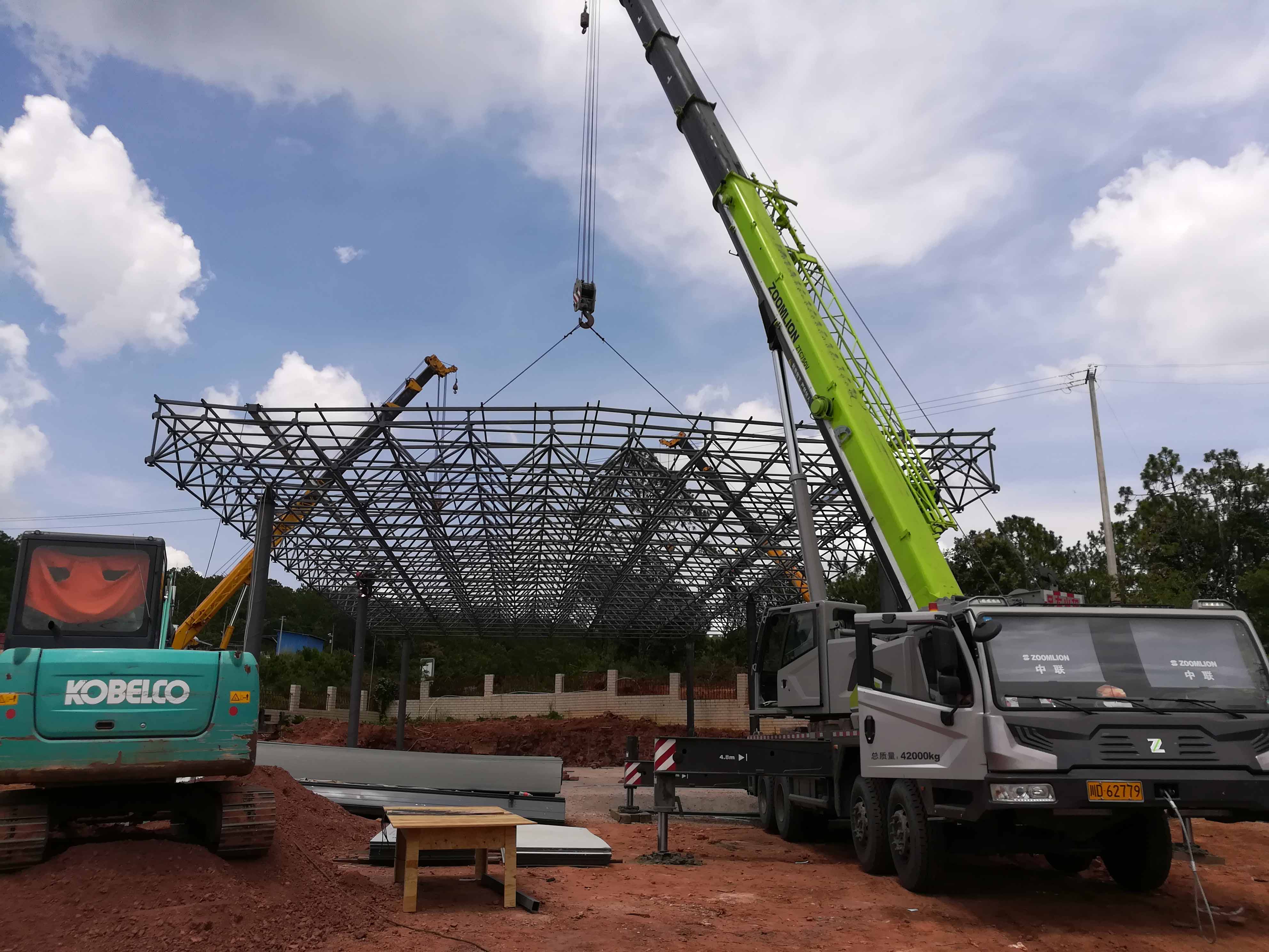 自贡加油站钢结构网架